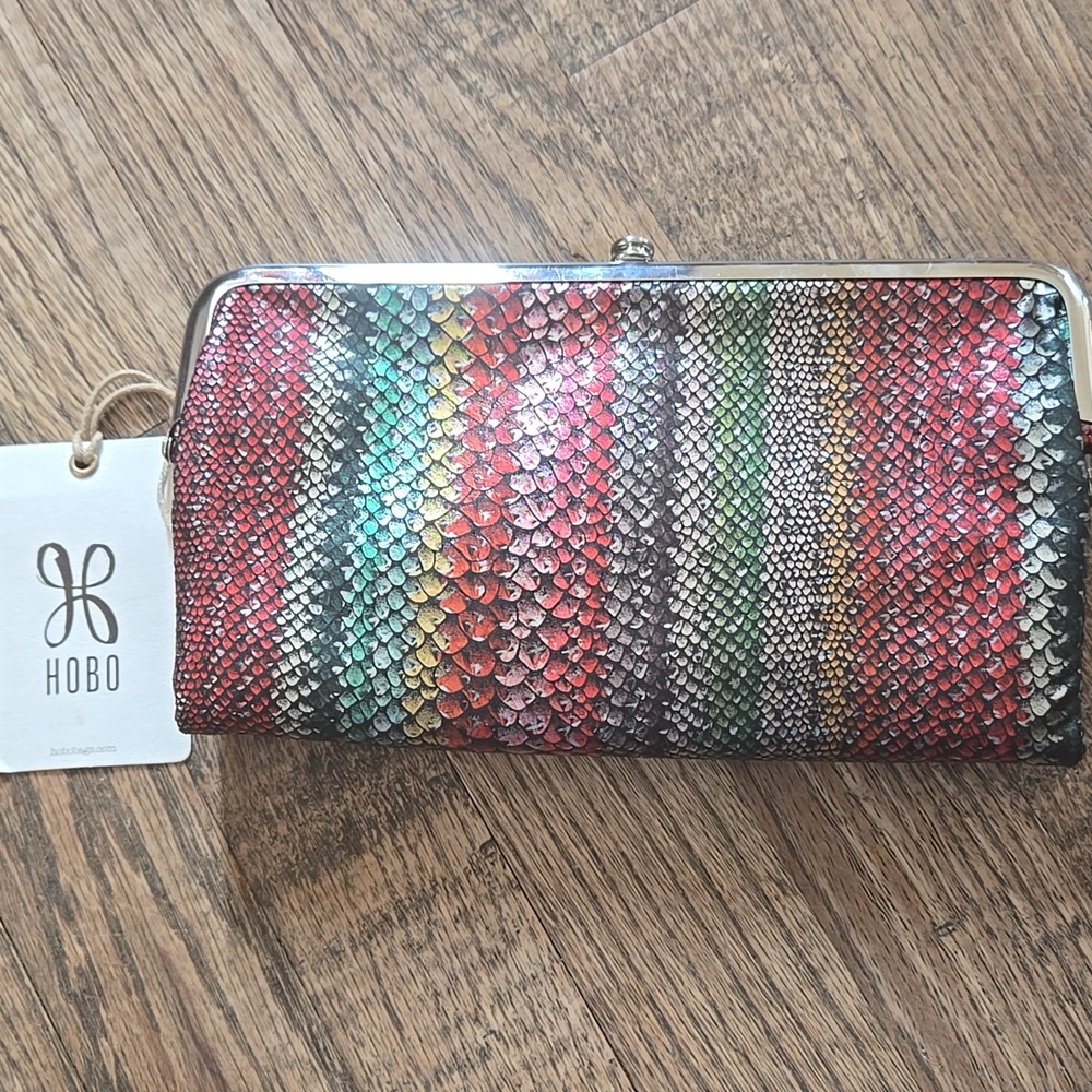HOBO NWT Lauren Genuine Holiday Stripe Color Leather Wallet/Clutch
